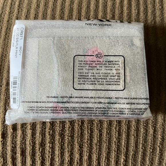 Coach Zip Card Case In Signature Canvas With Floral Print new with tags - Picture 4 of 6